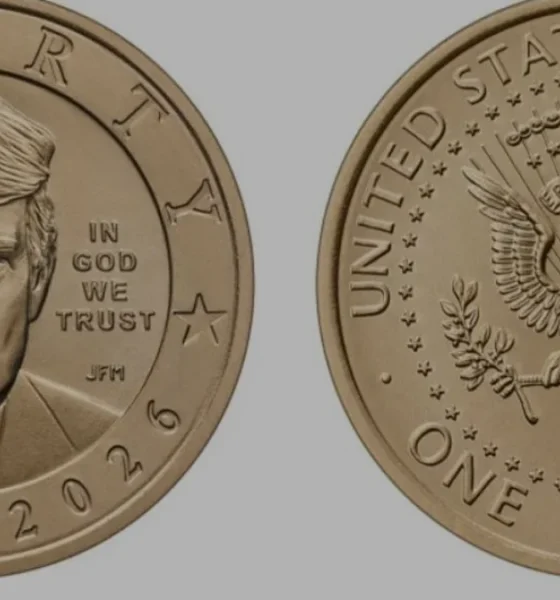 Donald Trump Portreli 1 Dolarlık Madeni Paralar Satışa Sunuldu